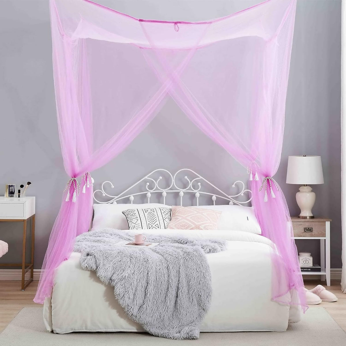 Pink Bed Canopy J585