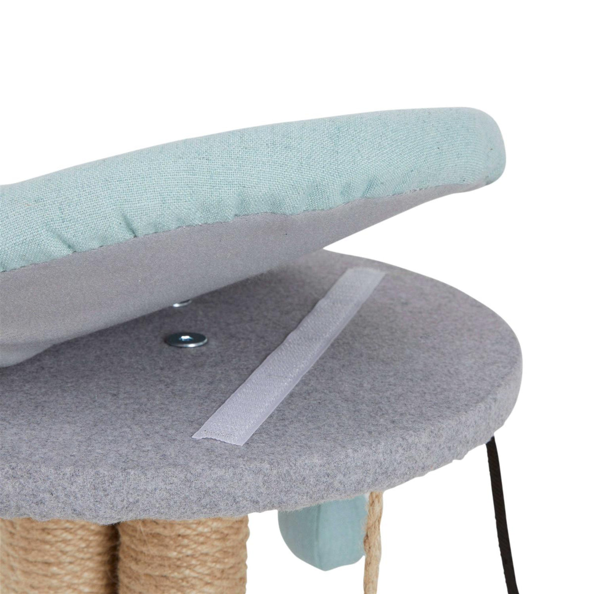 Cat Scratcher with 3-Sided Play Post Q610745