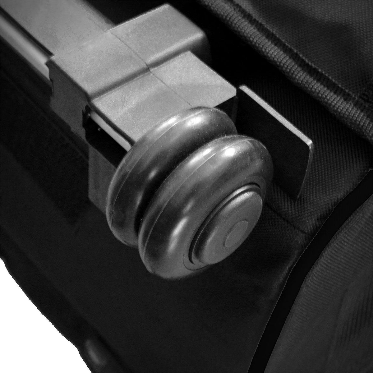 Premium Pet Carrier with Wheels P252