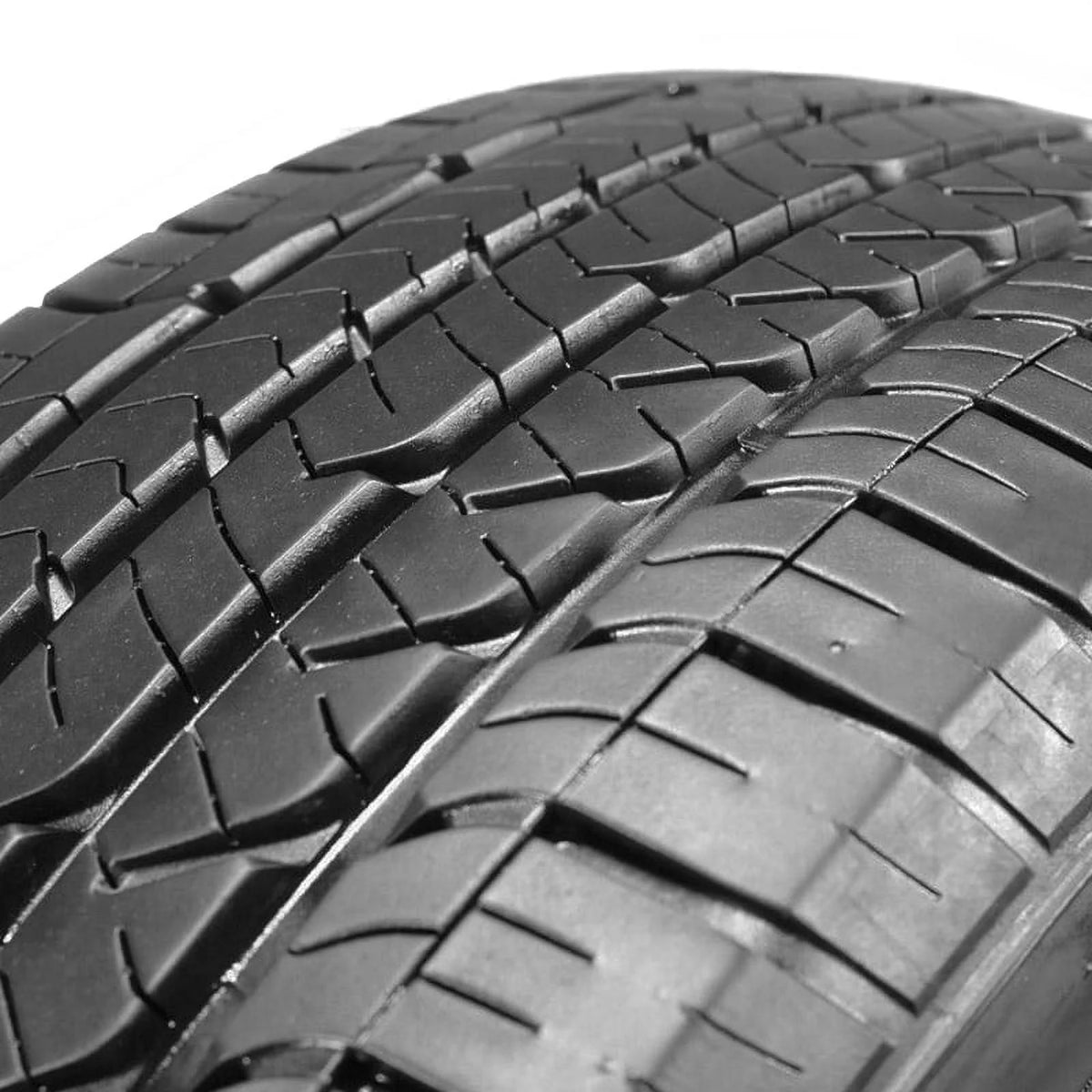 All-Season 215/45R17 91W XL Passenger Tire G7955