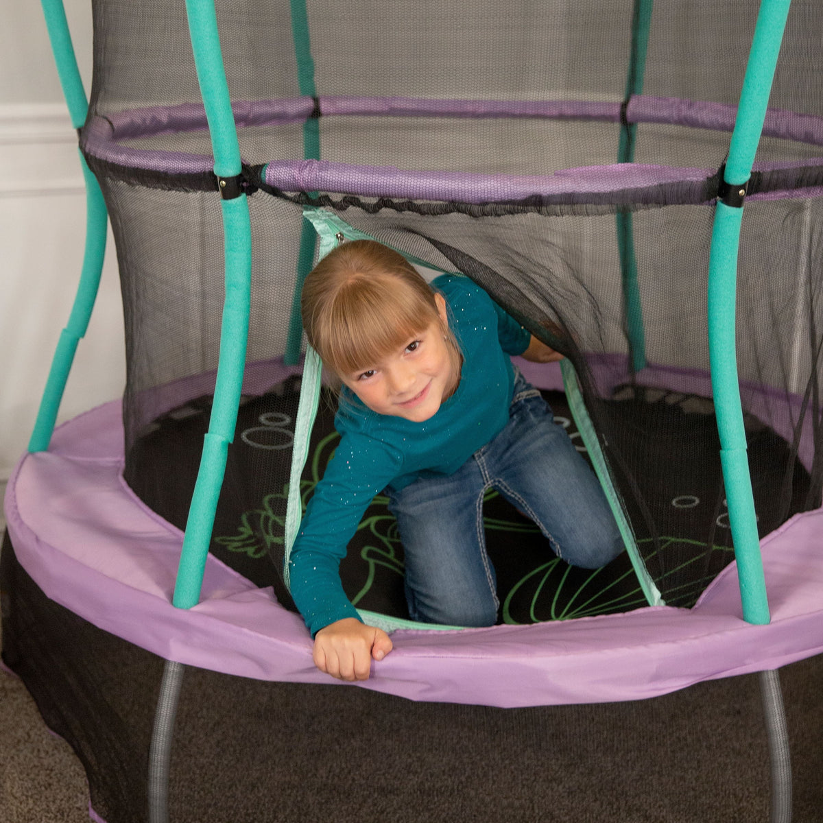 55-Inch Trampoline with Enclosure and Sound X49019