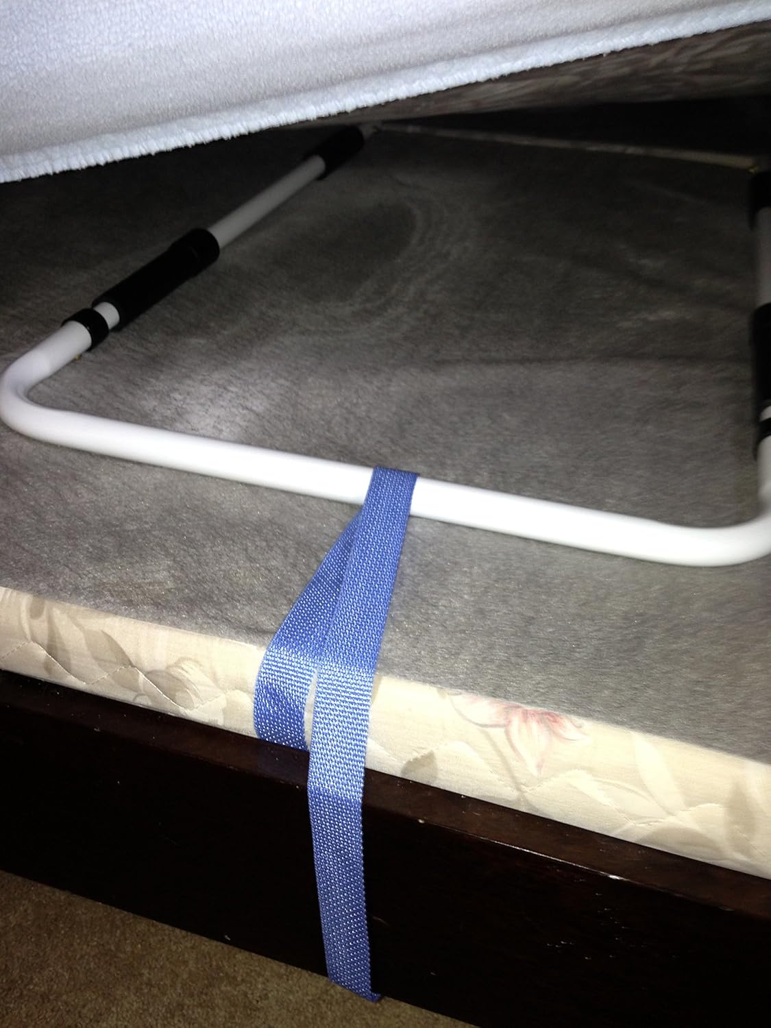 Bed Assist Rail with LED Motion Sensor Light and Anchor Strap I2887