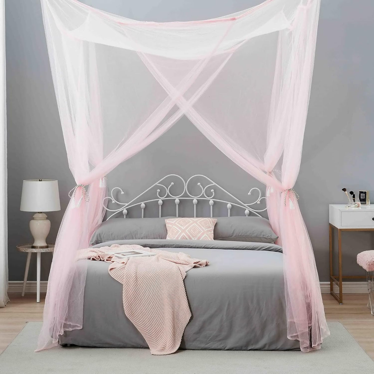 Pink Bed Canopy J585