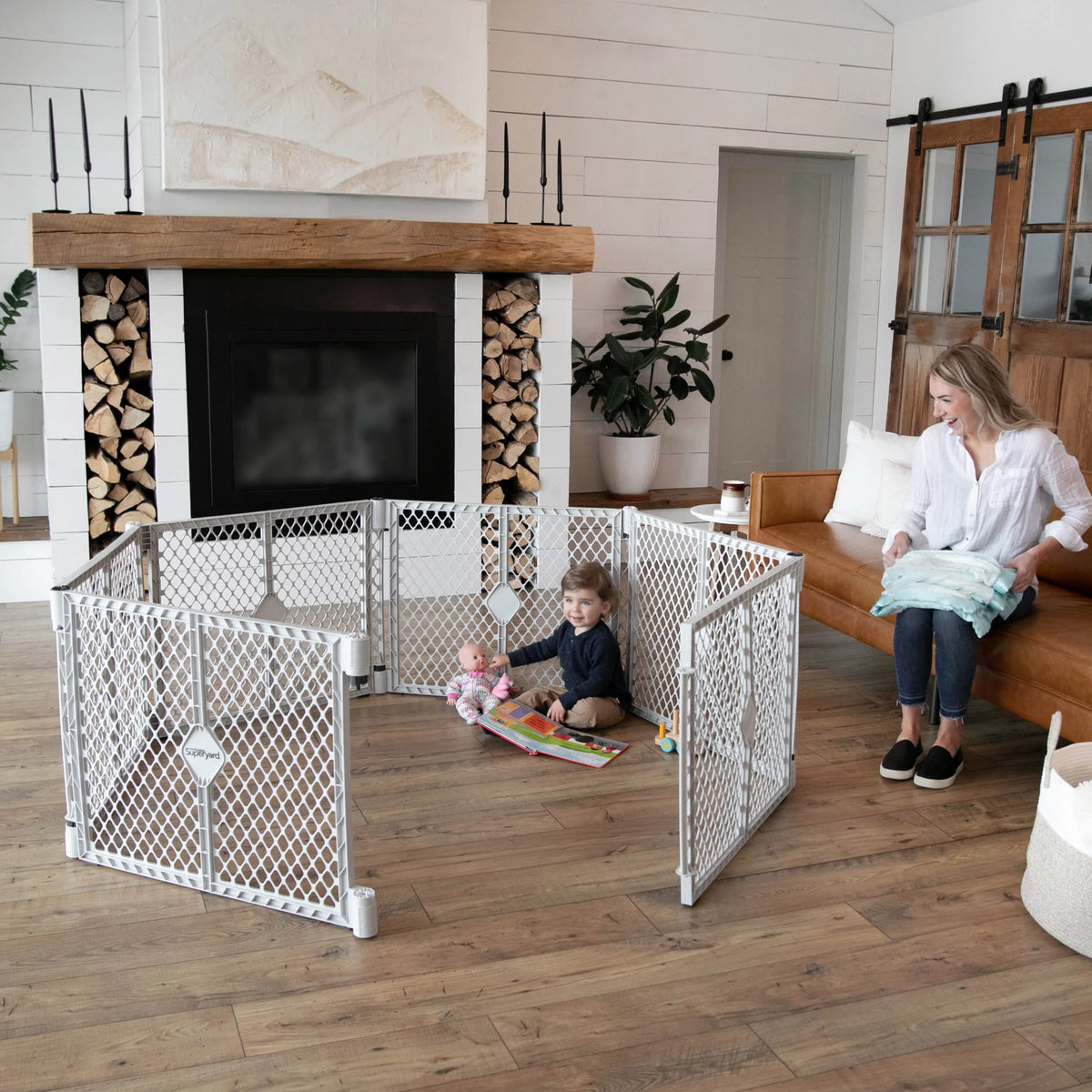 Gray Plastic Baby Play Yard Q110