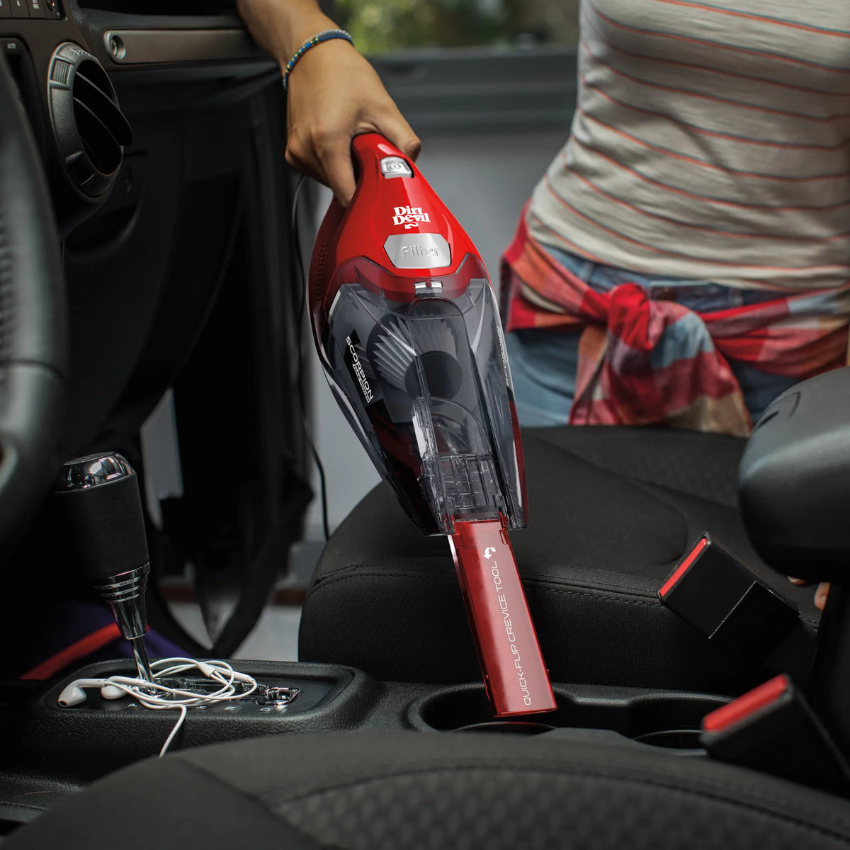 Corded Handheld Vacuum Cleaner S30347