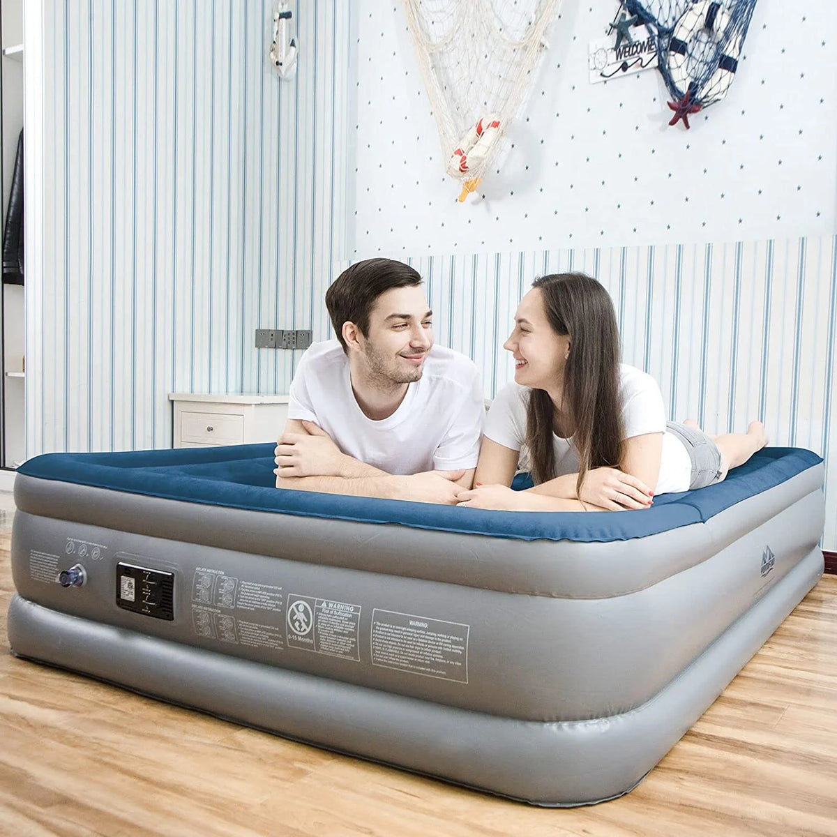 Queen Air Mattress with Built in Pump 18 Inflatable Q1698